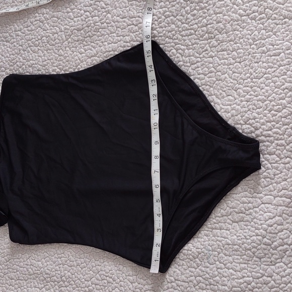 Loeffler Randall Size Large Petal One Shoulder Black Swimsuit - Picture 11 of 14